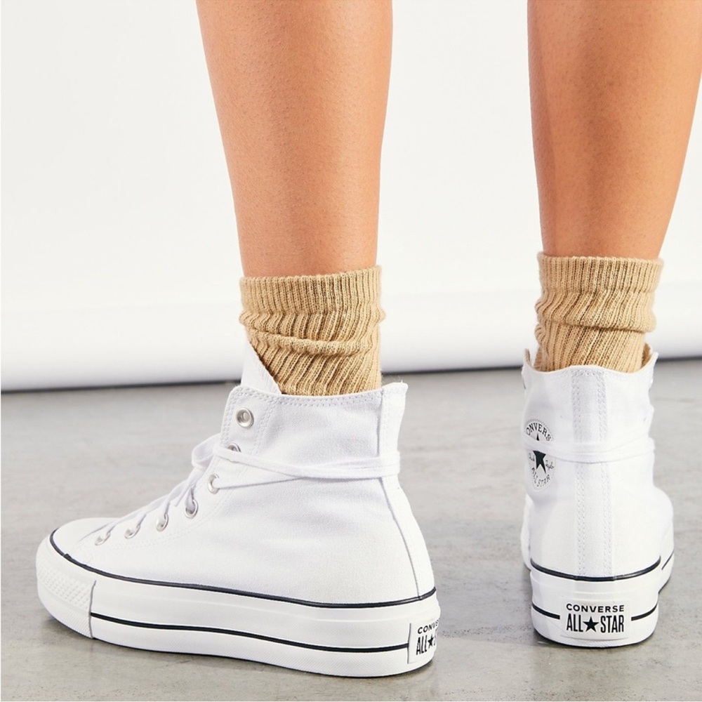 Converse Chuck Taylor All Star Lift Platform High Top women’s 9 nib - Picture 3 of 6